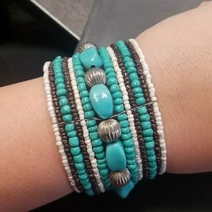 Plunder beaded bracelet